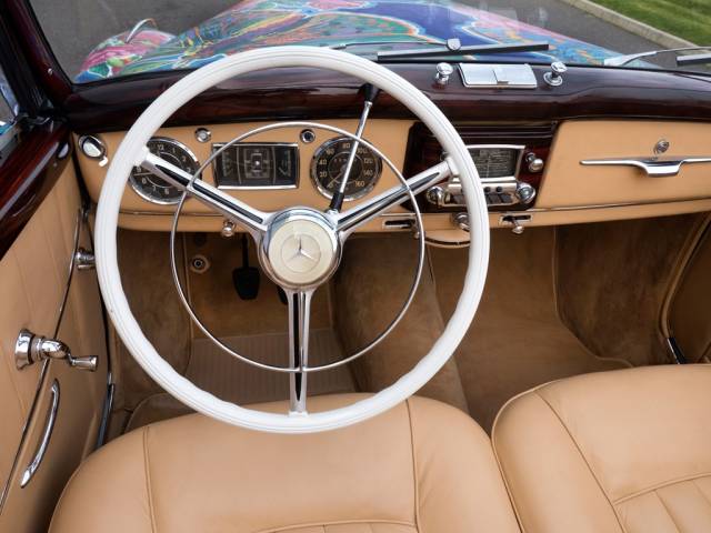 Mercedes-Benz 220 Classic Cars for Sale - Classic Trader