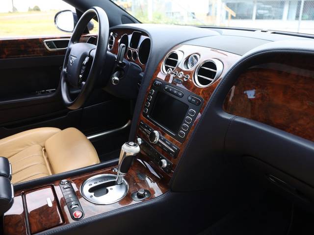 Bentley Continental Flying Spur