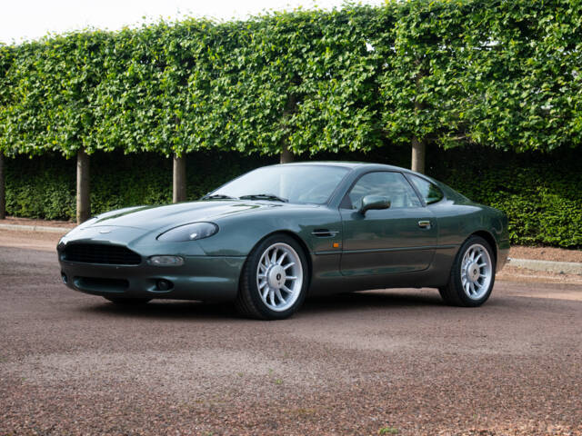 Aston Martin DB 7