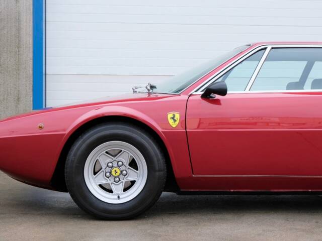 Ferrari Dino 308 GT4