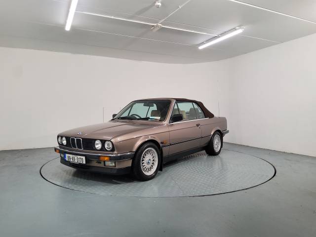 BMW 325i