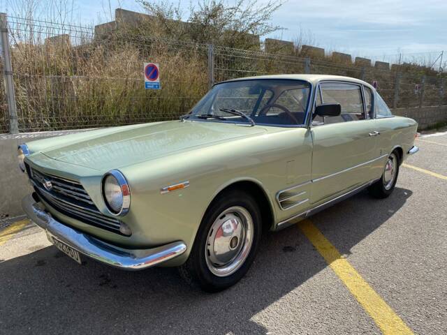 Imagen 1/5 de FIAT 2300 S Coupé (1967)