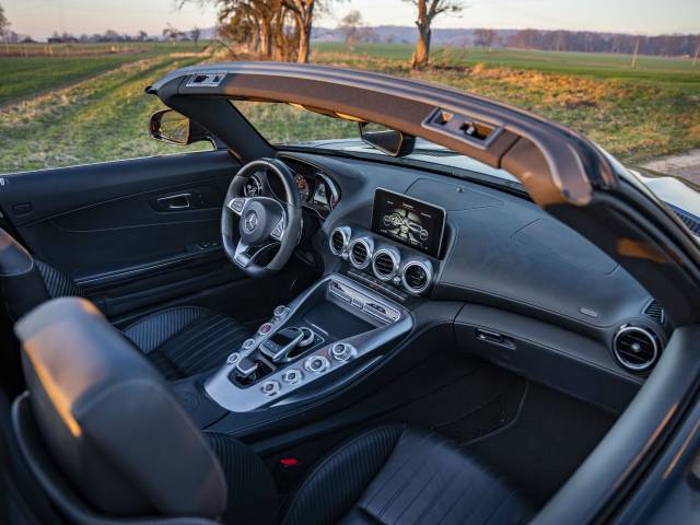 Mercedes-AMG GT-C Roadster