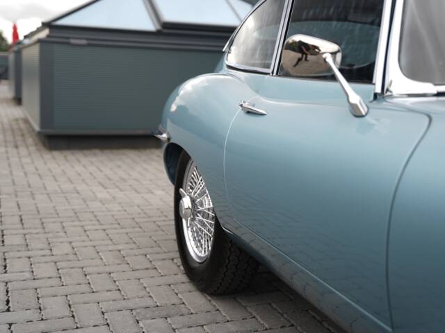 Jaguar E-Type 3.8