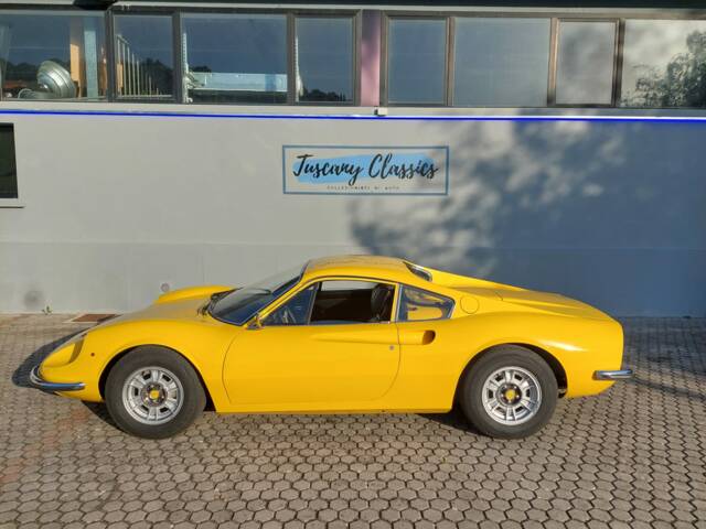 Bild 1/22 von Ferrari Dino 246 GT (1973)