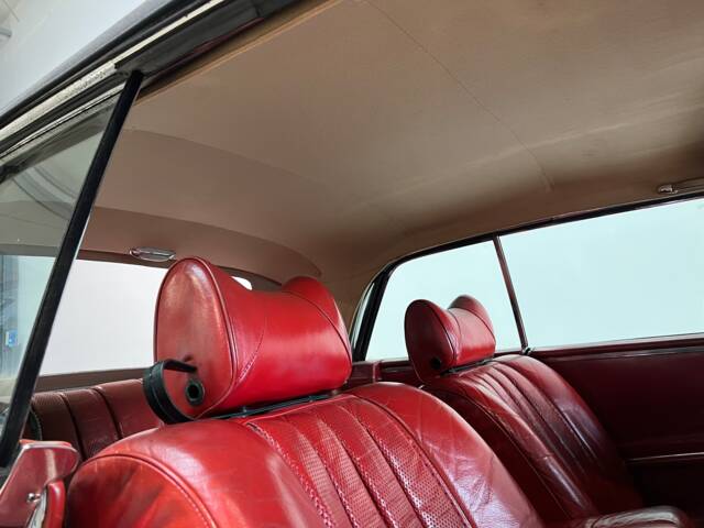 Mercedes-Benz 280 SE
