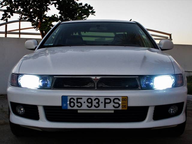 Bild 1/17 von Mitsubishi Galant 2.5 V6 (2000)