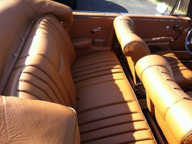 Mercedes-Benz 250 SE