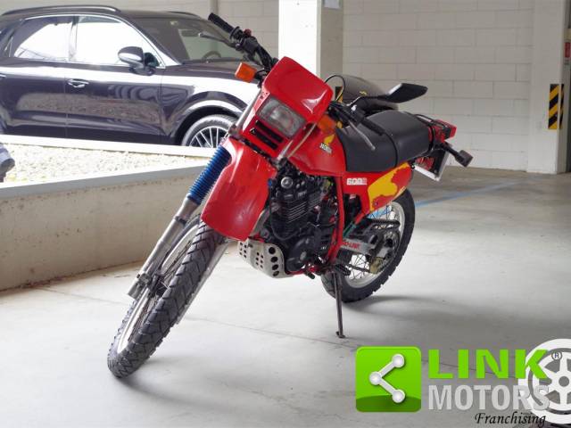 Bild 1/10 von Honda DUMMY (1984)