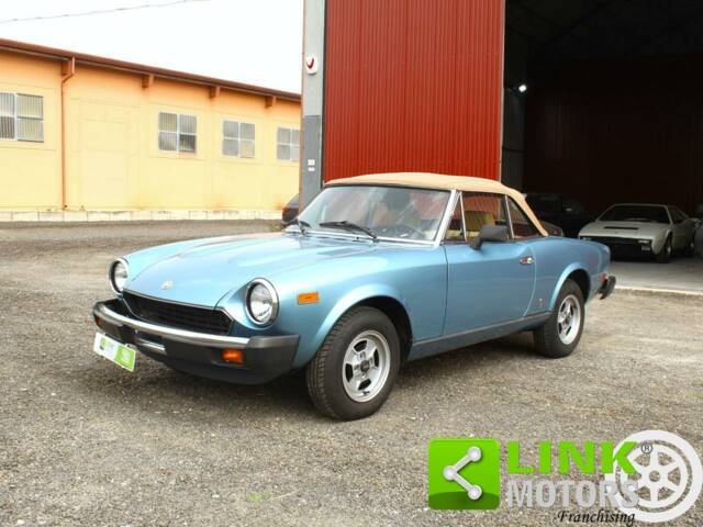 Imagen 1/10 de FIAT Spider 2000 (1980)