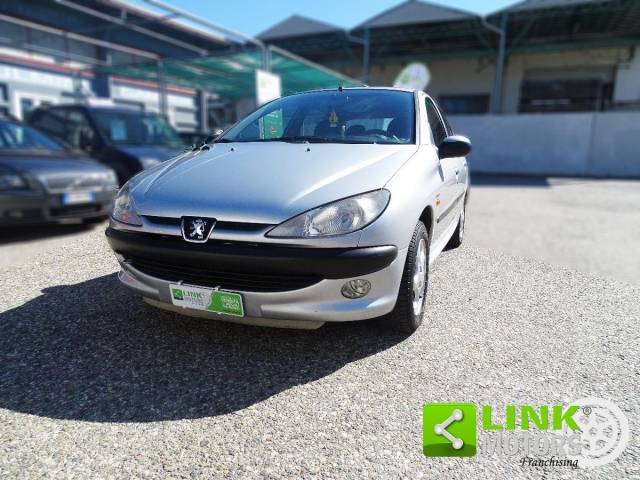 Immagine 1/13 di Peugeot 206 1.4 (1999)