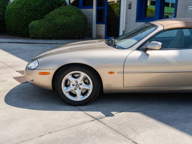 Jaguar XK8 4.0