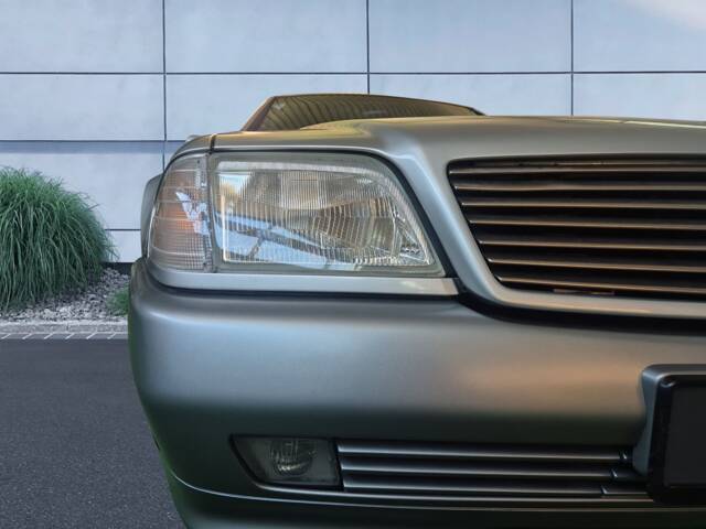 Mercedes-Benz SL 320