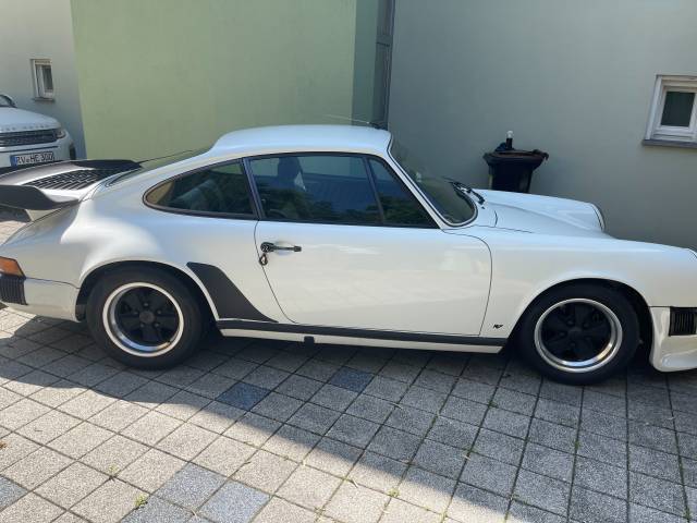 Image 1/23 of RUF SCR 3.2 (1976)