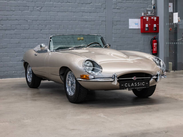 Bild 1/30 von Jaguar E-Type 3.8 (1964)
