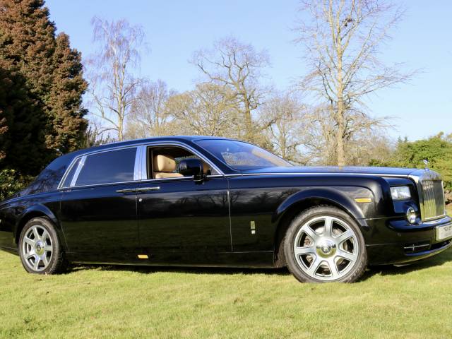 Rolls-Royce Phantom VII - Phantom EWB