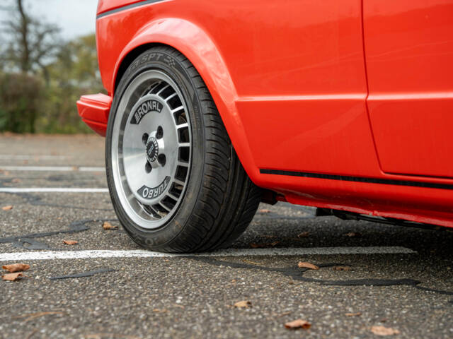 Volkswagen Golf Mk I GTI Pirelli 1.8