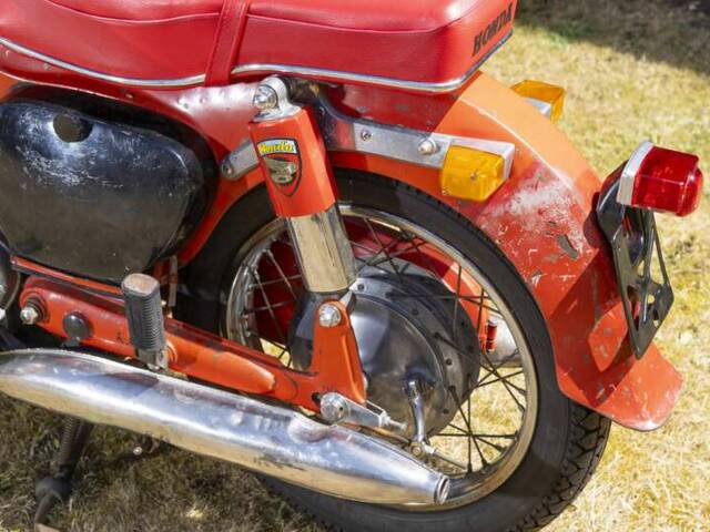 Honda C 72