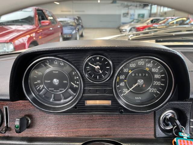 Mercedes-Benz 280 CE
