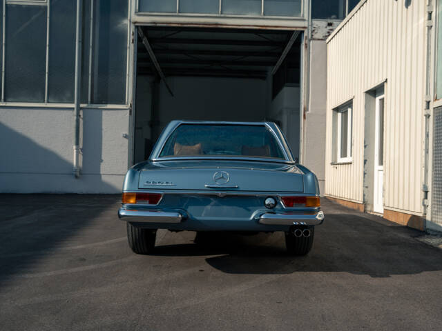 Mercedes-Benz 280 SL