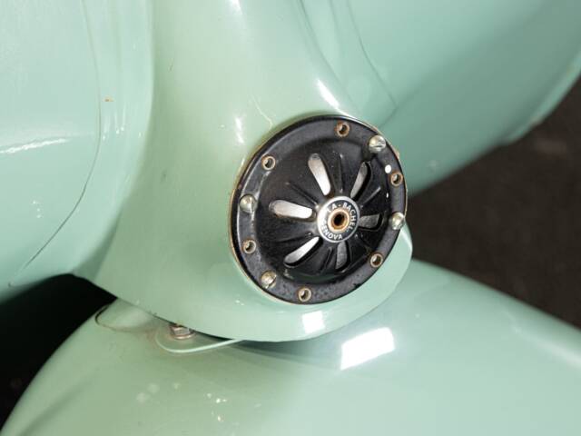 Piaggio Vespa 125