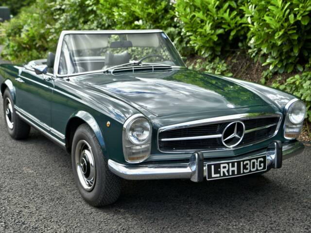 Image 1/38 of Mercedes-Benz 280 SL (1969)