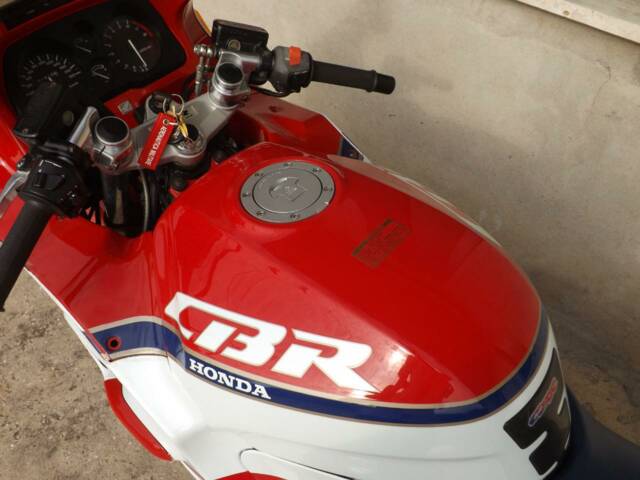Honda CBR 1000F