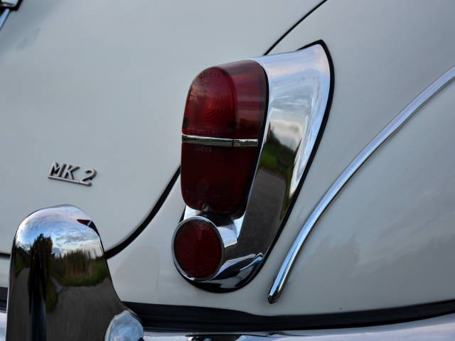 Jaguar Mk II 3.8