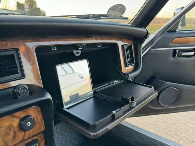 Jaguar Sovereign H.E. V12