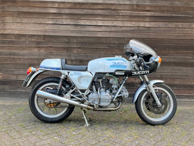 Ducati 900 SS - Ducati 900 SS 1976 - Bevel Desmo