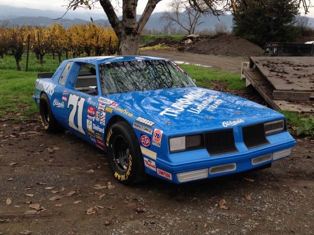 Image 1/15 de Oldsmobile Cutlass NASCAR (1979)