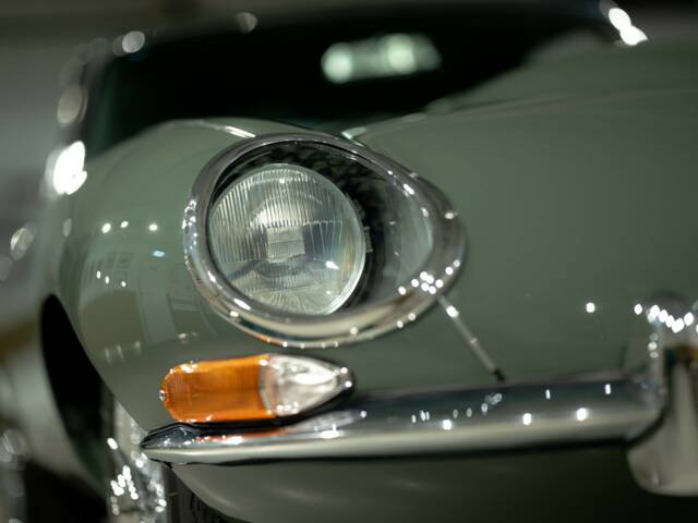 Jaguar E-Type 4.2