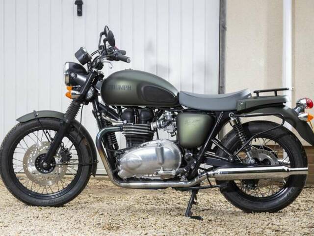 Triumph Bonneville T100 McQueen