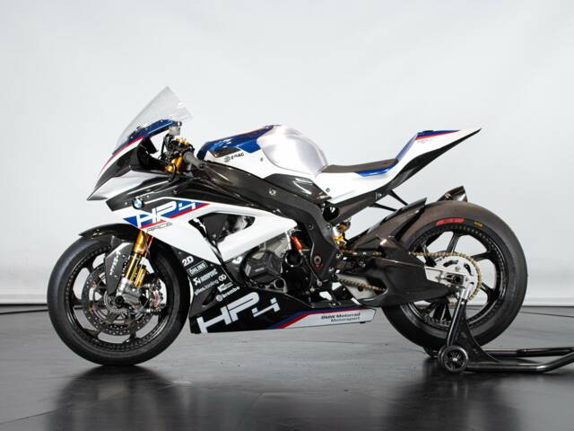 BMW HP4 Race
