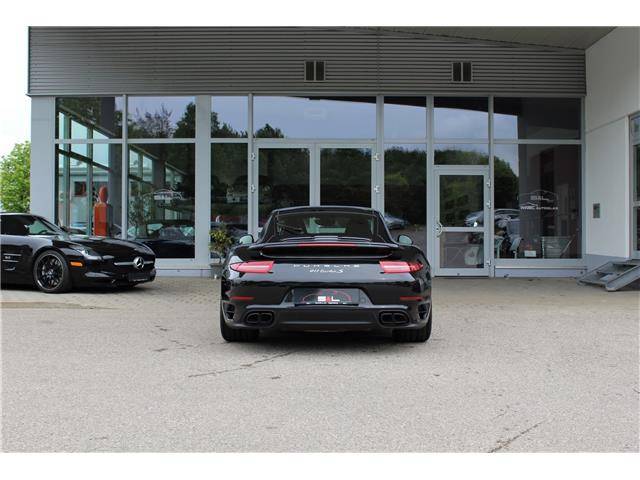 Porsche 911 Turbo S