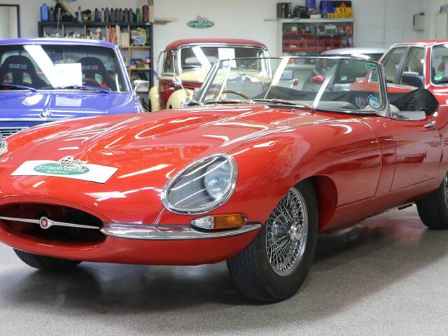 Immagine 1/15 di Jaguar E-Type 3.8 (1963)