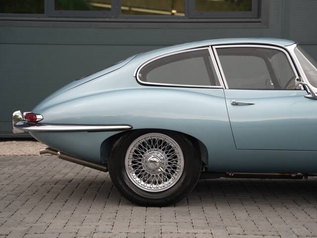 Jaguar E-Type 3.8