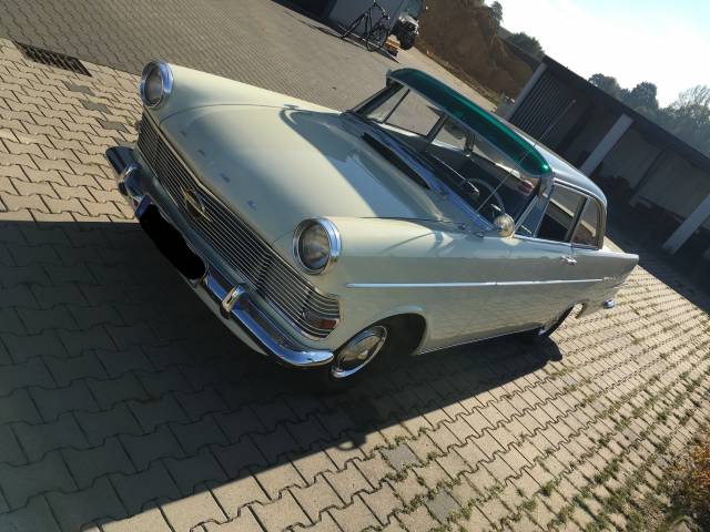 Image 1/11 of Opel Rekord 1700 (1961)