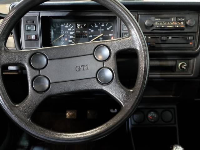 Volkswagen Golf Mk I GTI 1.6