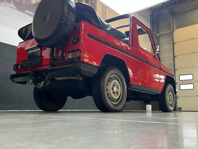 Mercedes-Benz 230 GE (SWB)