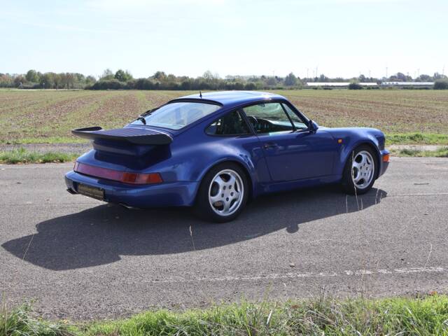 Porsche 911 Turbo 3.3