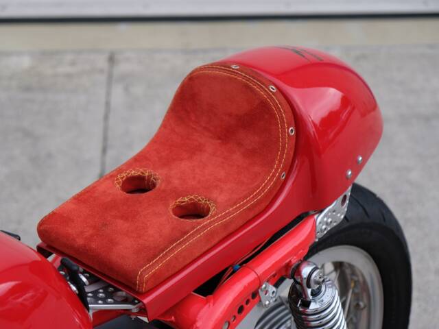 Moto Guzzi V7 850 GT