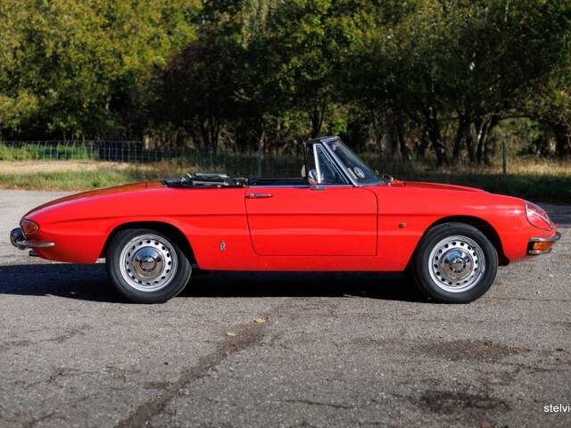 Alfa Romeo 1600 Spider Duetto
