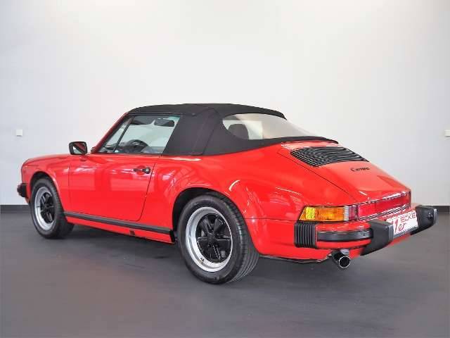Porsche 911 Carrera 3.2