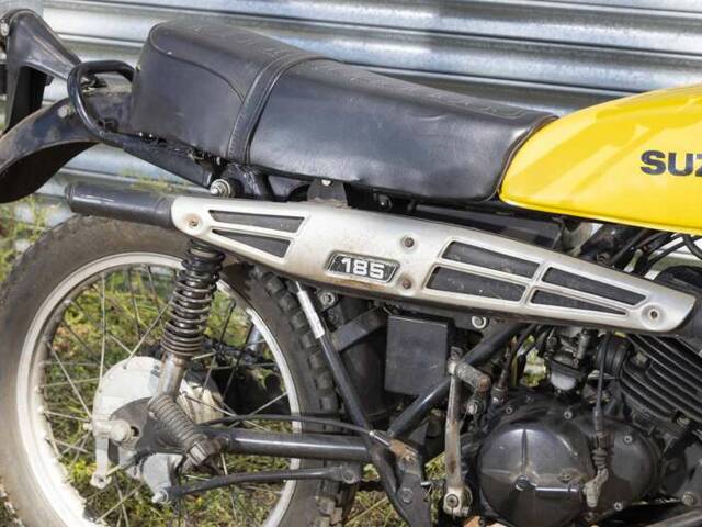 Suzuki TS 185