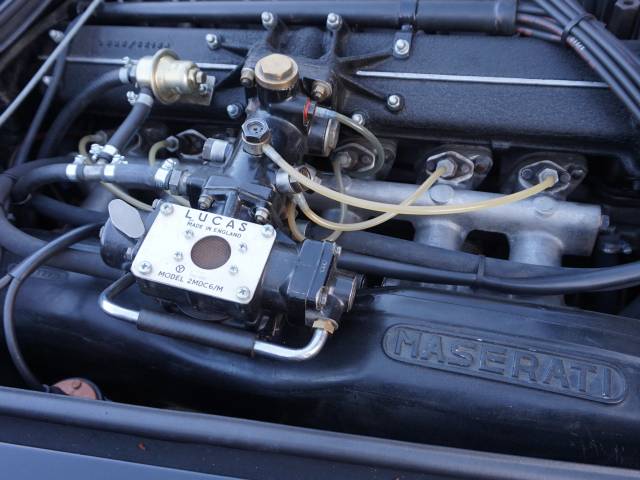 Maserati Mistral 3700