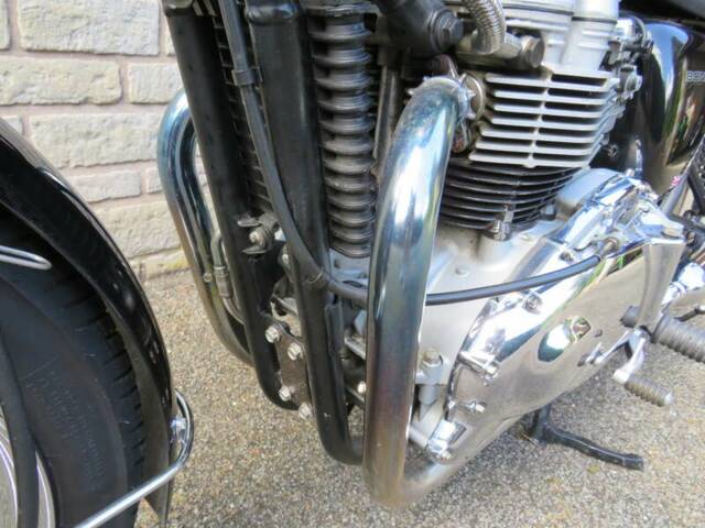 Triumph Bonneville T100