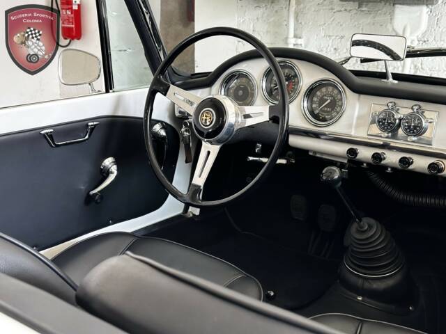 Alfa Romeo Giulia 1600 Spider Veloce