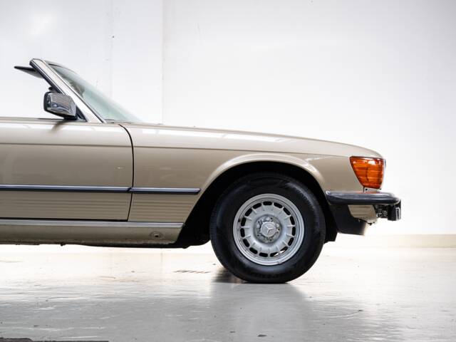 Mercedes-Benz 350 SL