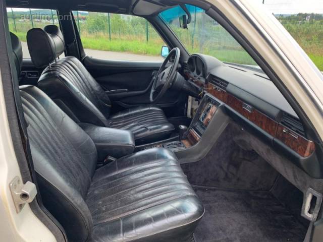 Mercedes-Benz 450 SEL